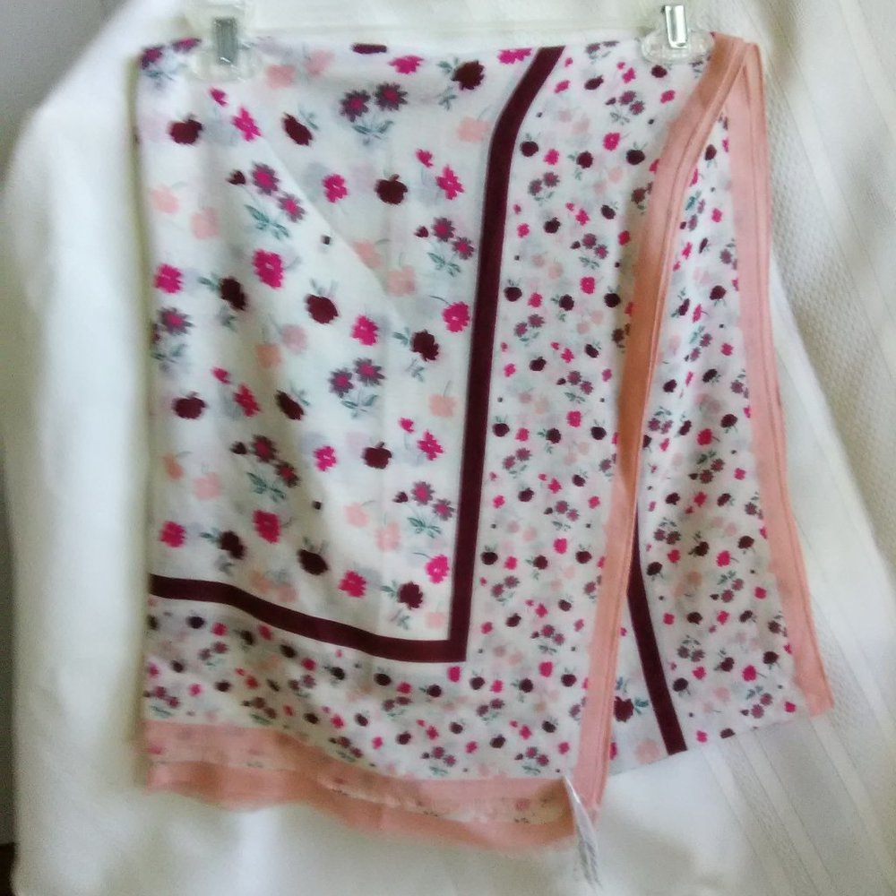 Coach Daisy Field Oblong Scarf